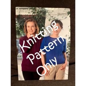 New Wendy 4675 DK and 4-Ply Lady's Cable Knit Pullover Sweater Knitting Pattern